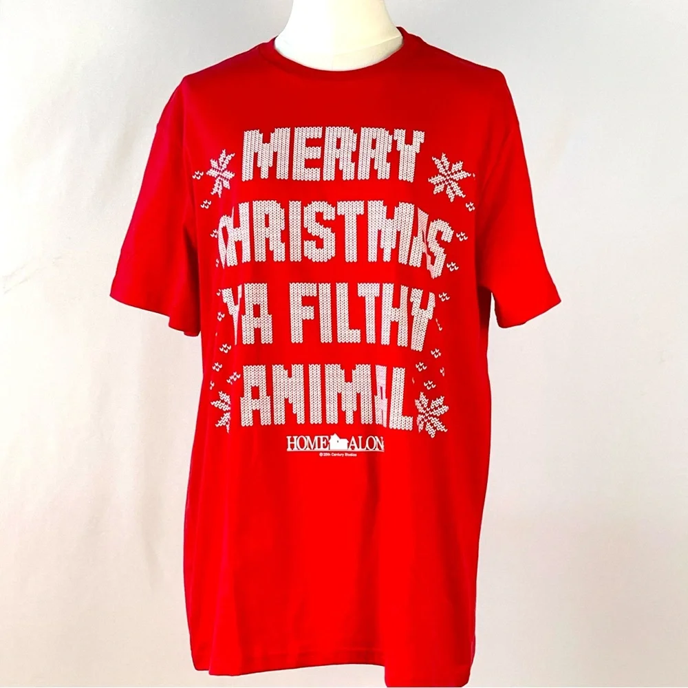 Home Alone Merry Christmas Graphic Tee NWT Kevin McCallister Holiday Shirt M